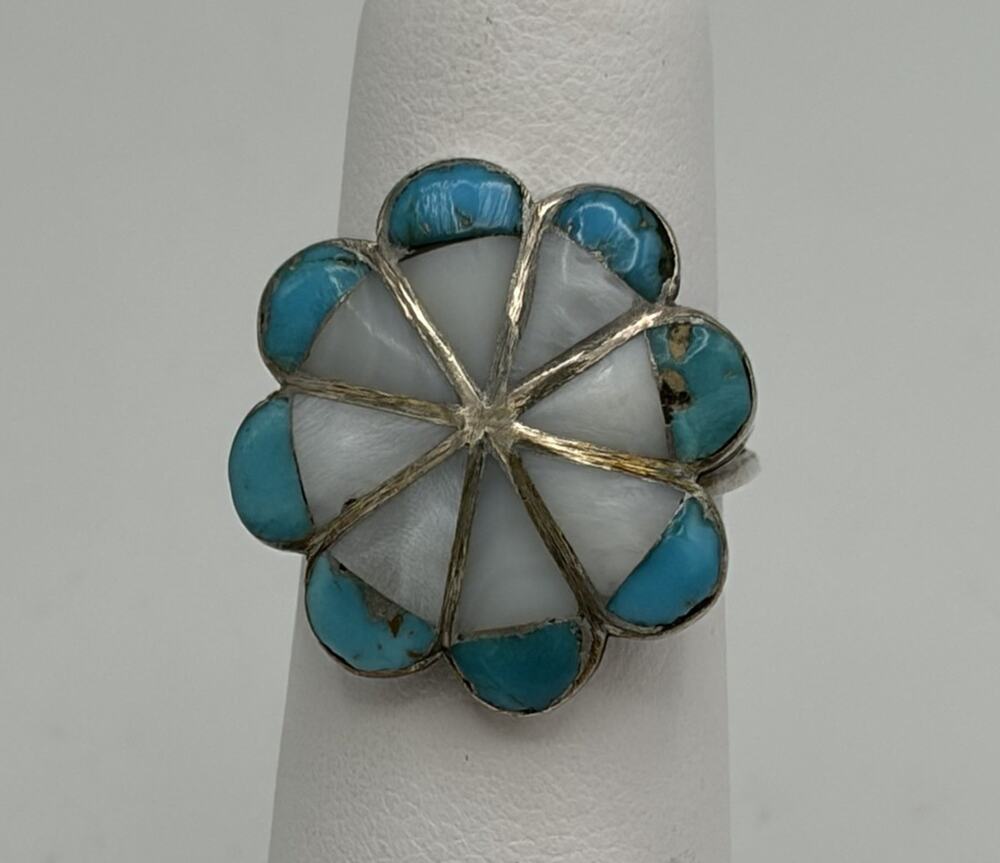 Vintage Zuni Sterling Silver Turquoise MOP Inlay Flower Ring Women’s Size 6.25
